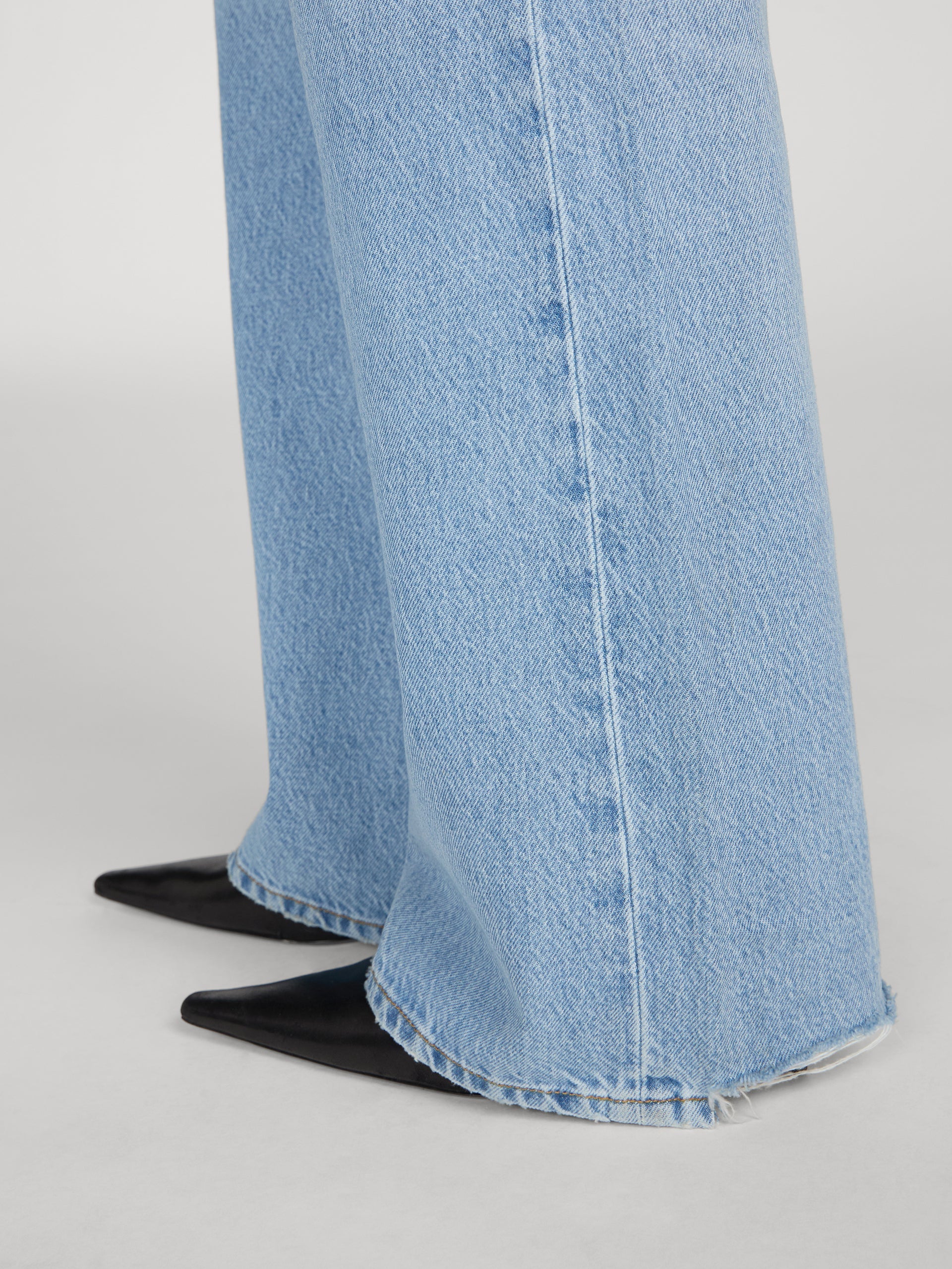 The Gray / Dodger Offset Hem