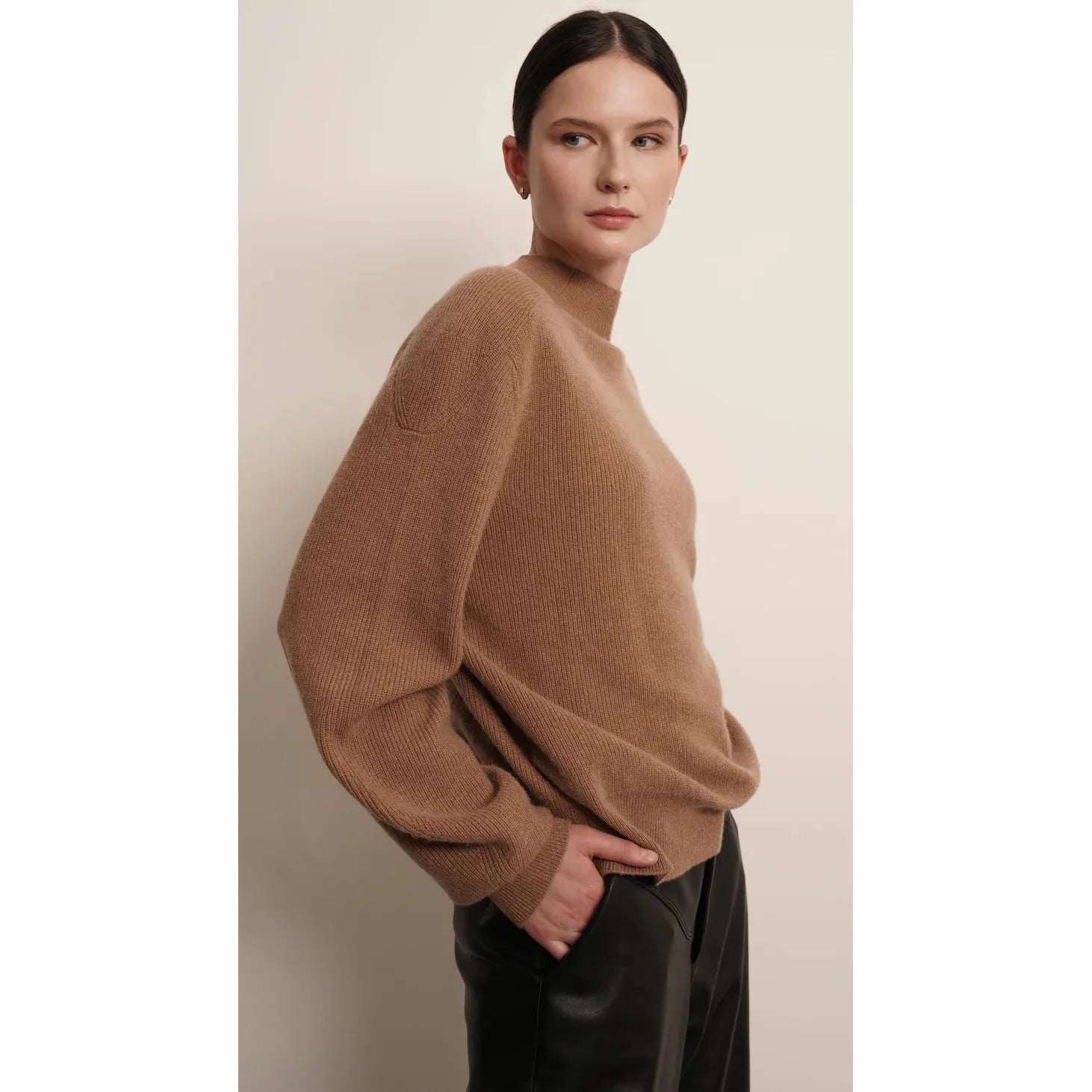 SOPHIA SWEATER