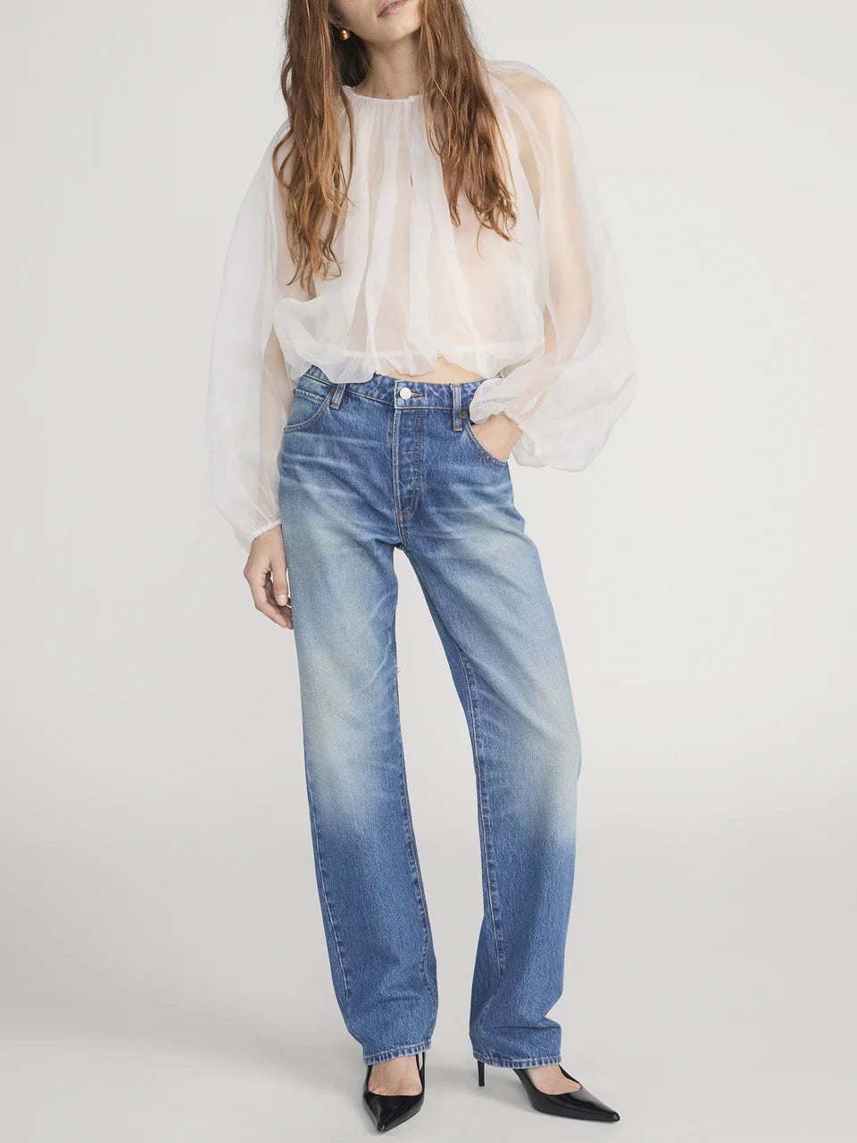 THE ESSENTIAL JEAN