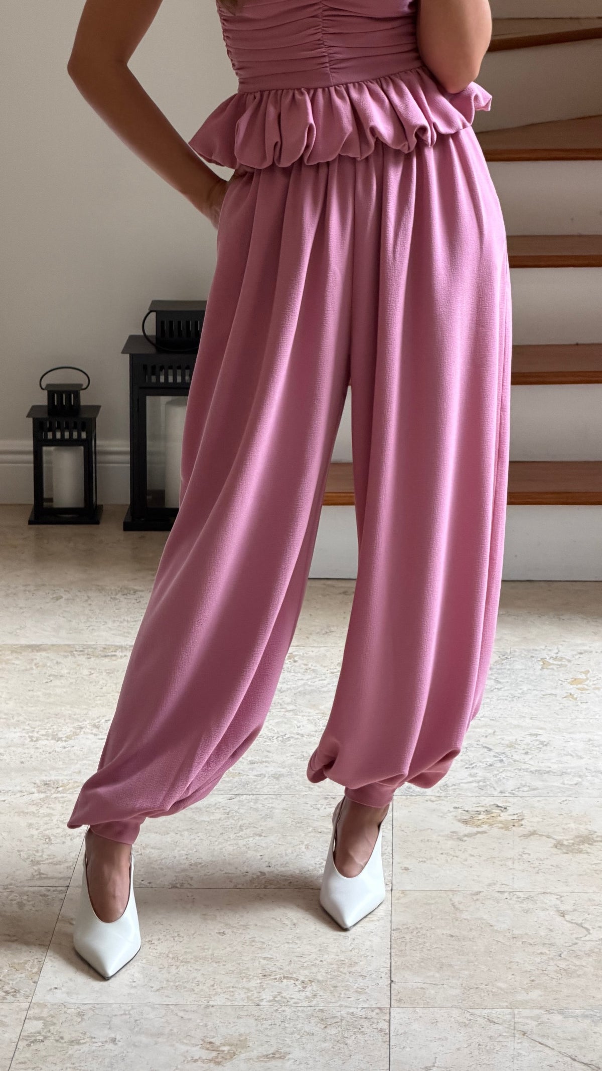 BALLOON PLEATED PANTS