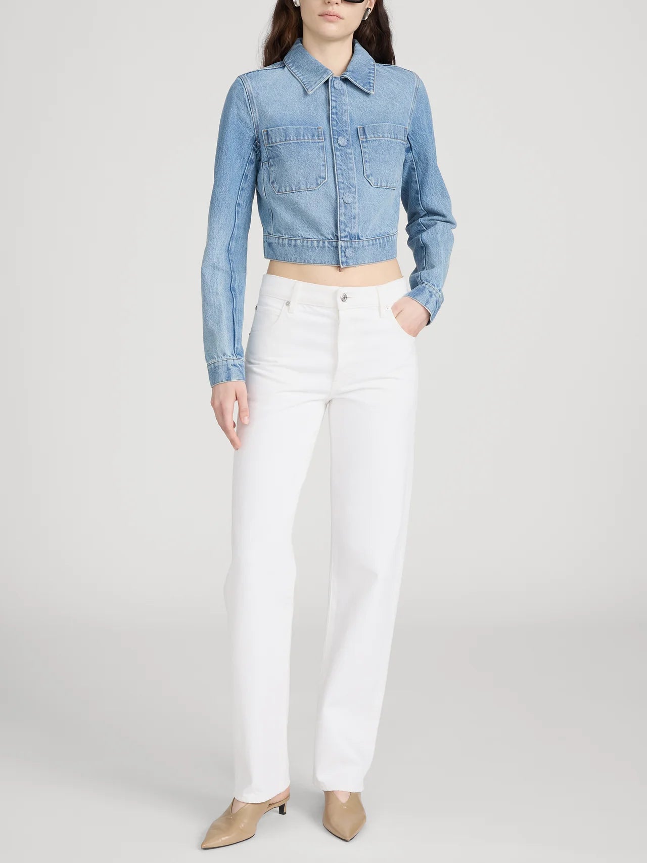 THE ESSENTIAL JEAN