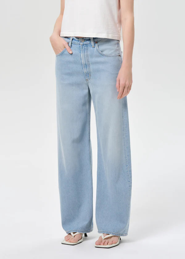 LOW CURVE JEAN