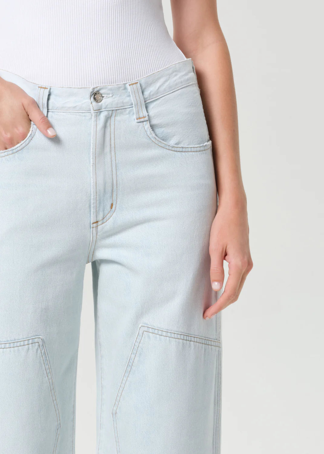LARIA PIECED JEAN