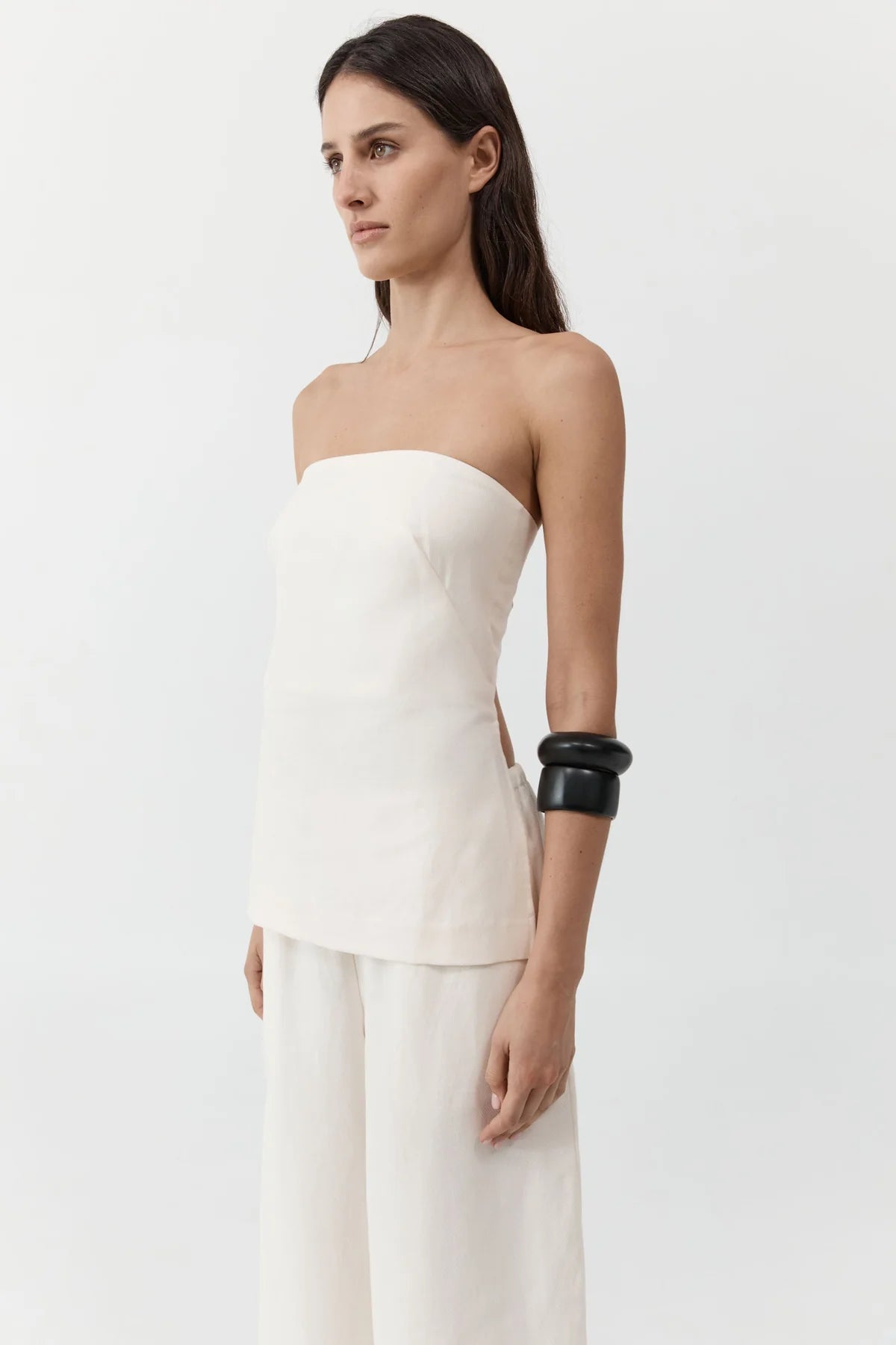 STRAPLESS ROULEAU TIE TOP