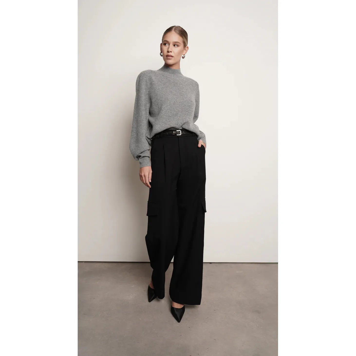 SOPHIA SWEATER