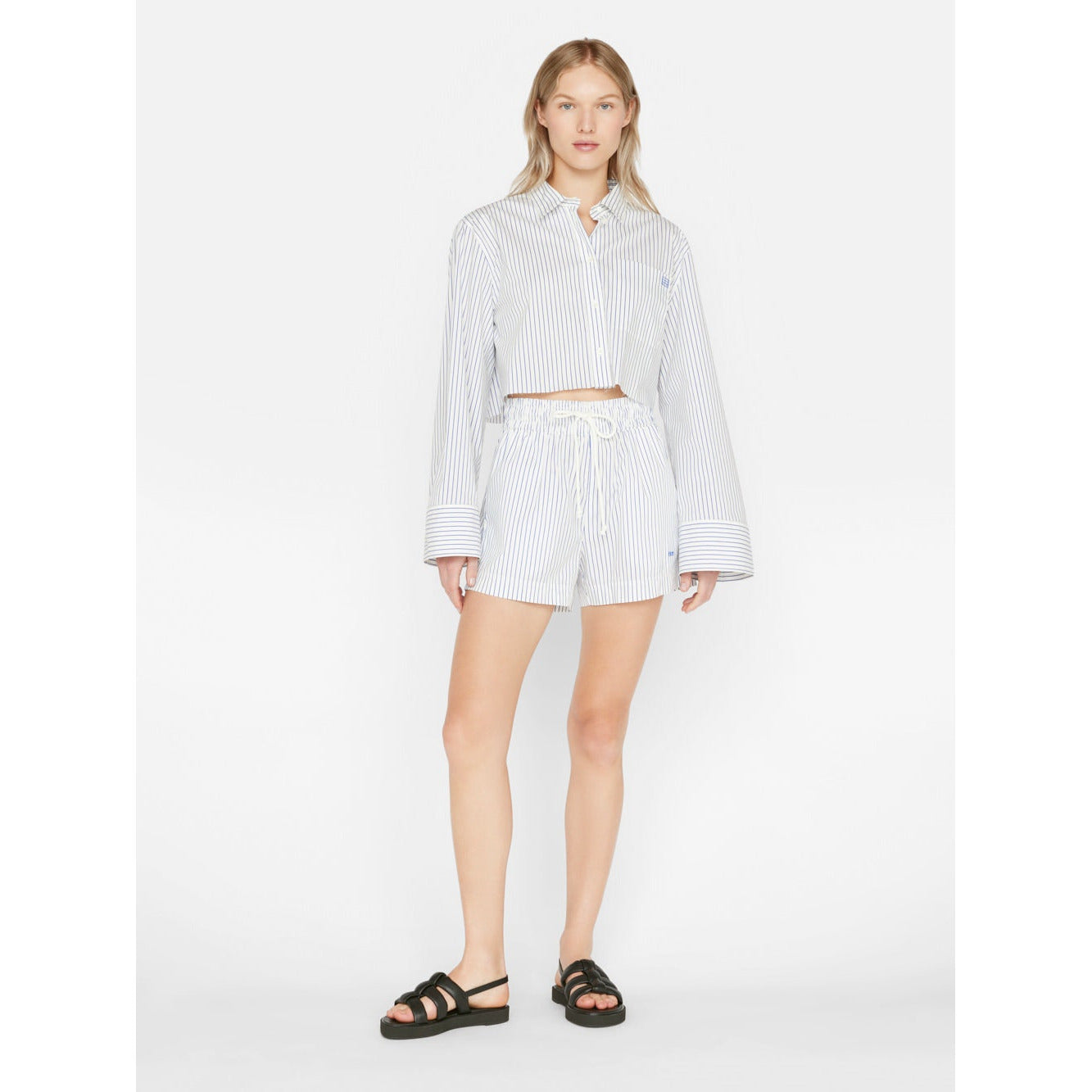 CROPPED WIDE SLEEVE SHIRT