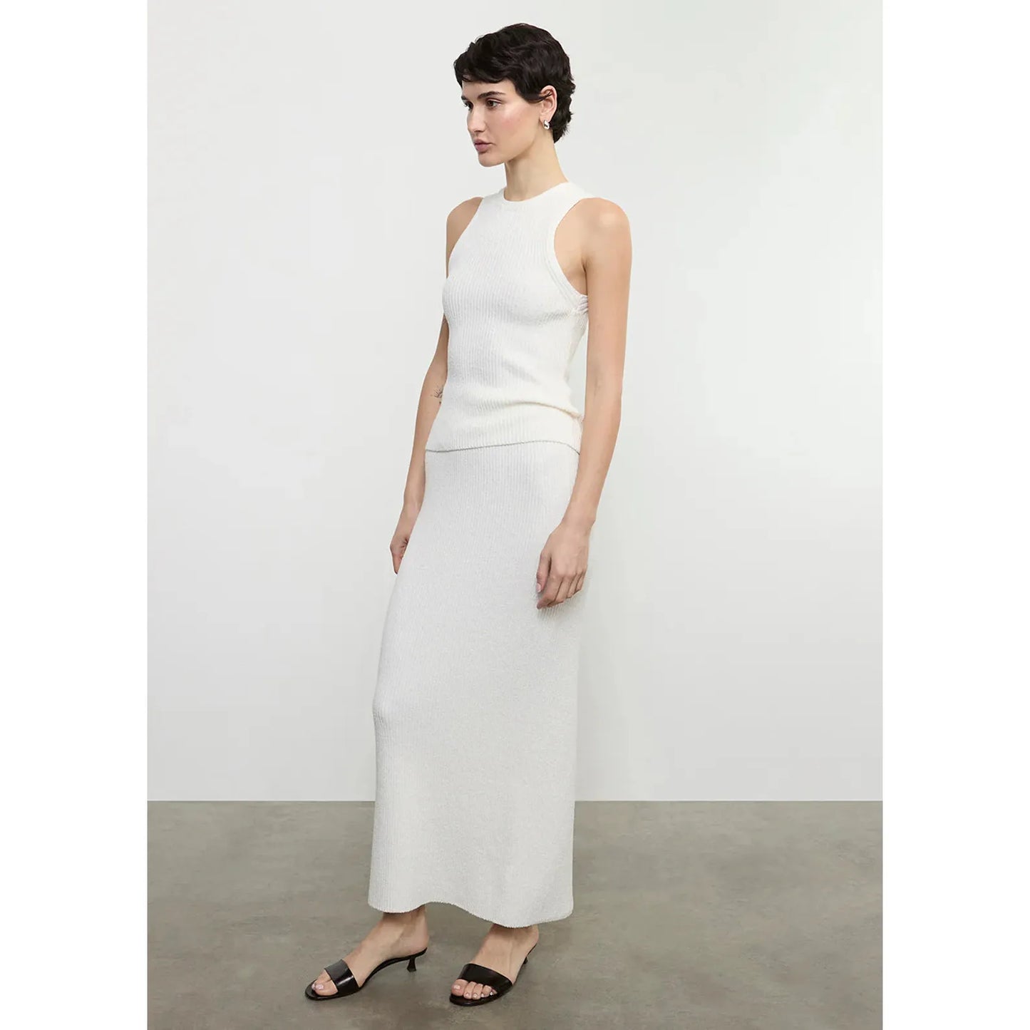 BOUCLE KNIT TANK