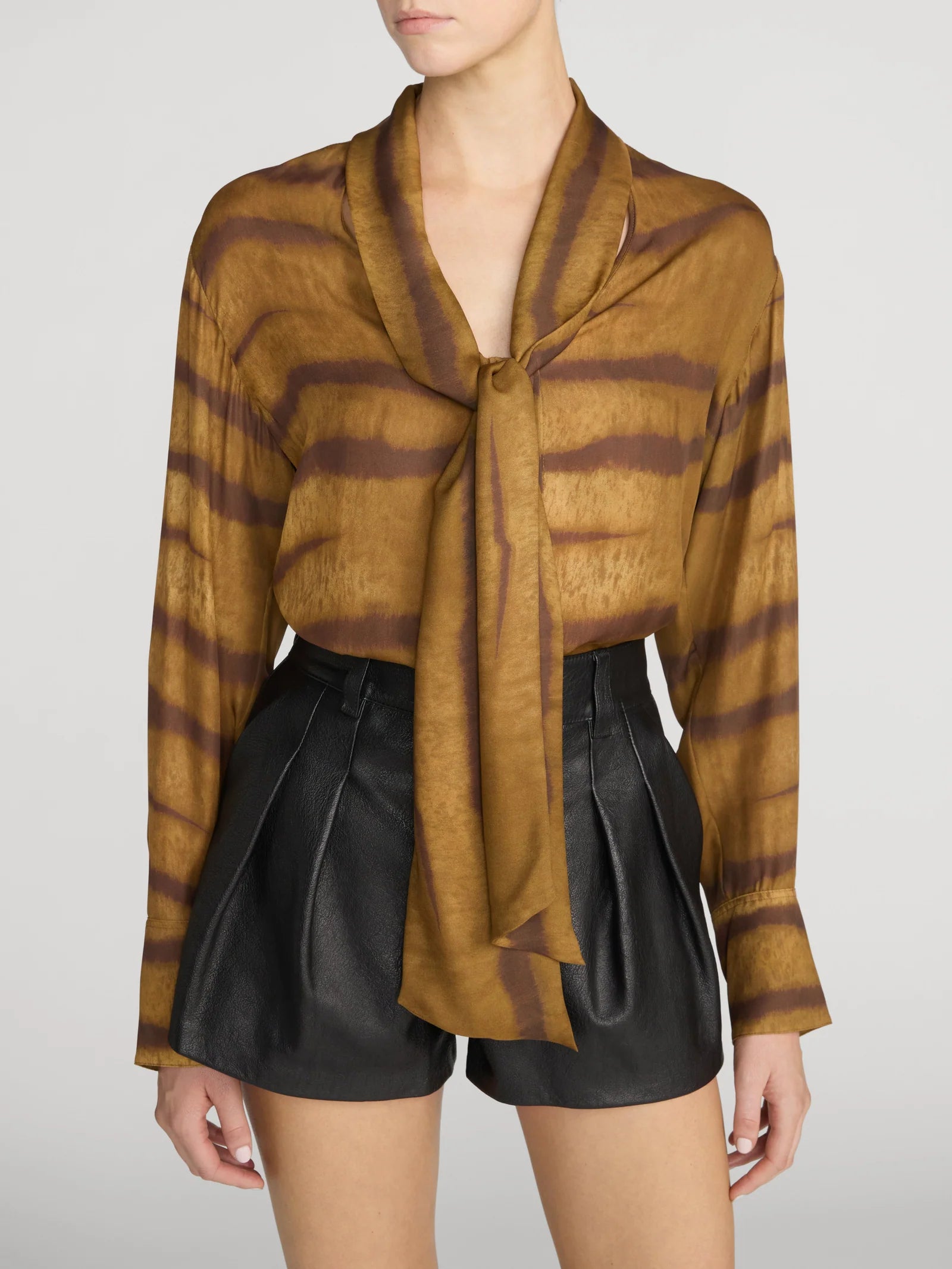 The Silk Oversized Tie Shirt / Light Tiger Multi