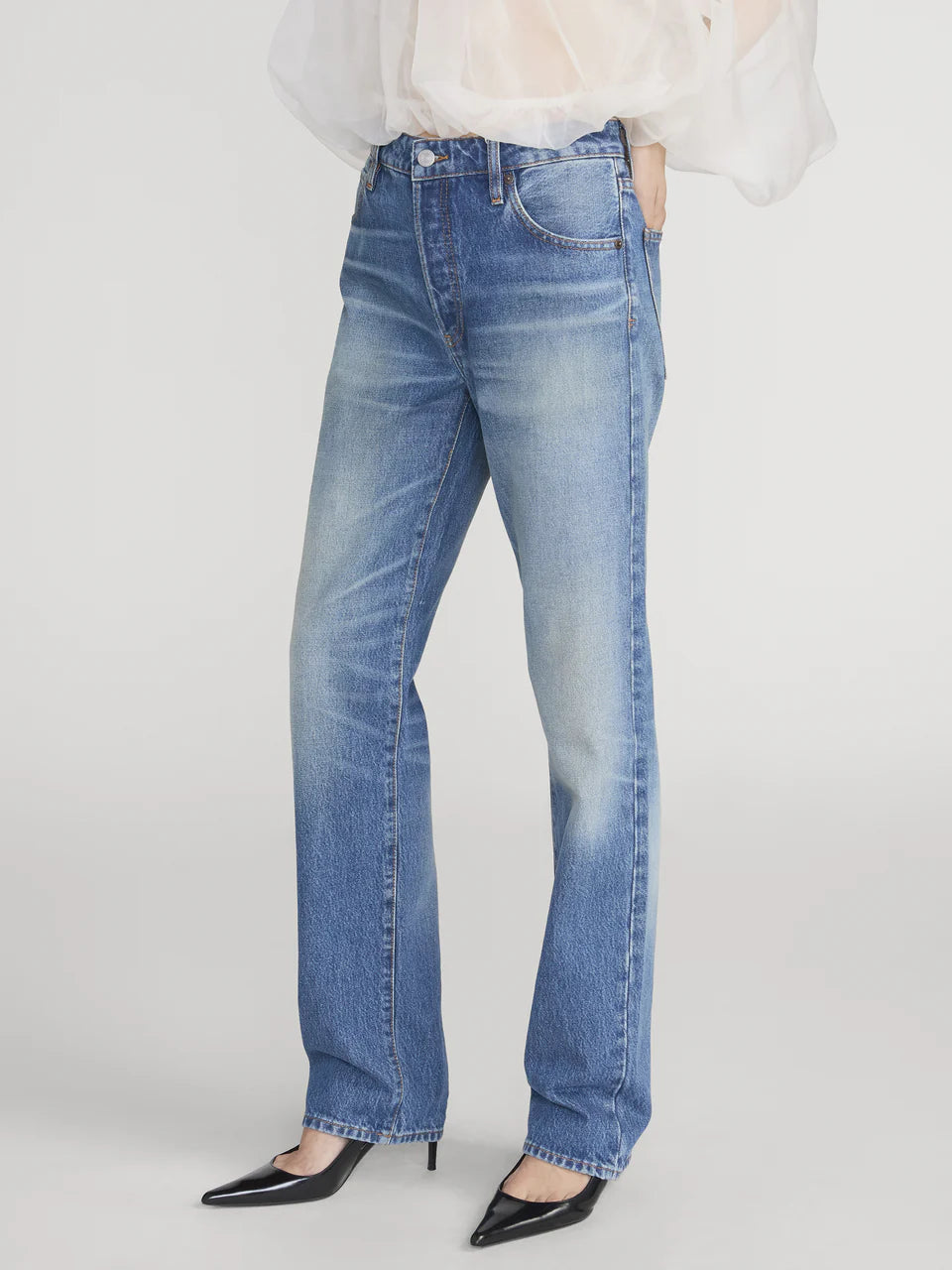 THE ESSENTIAL JEAN