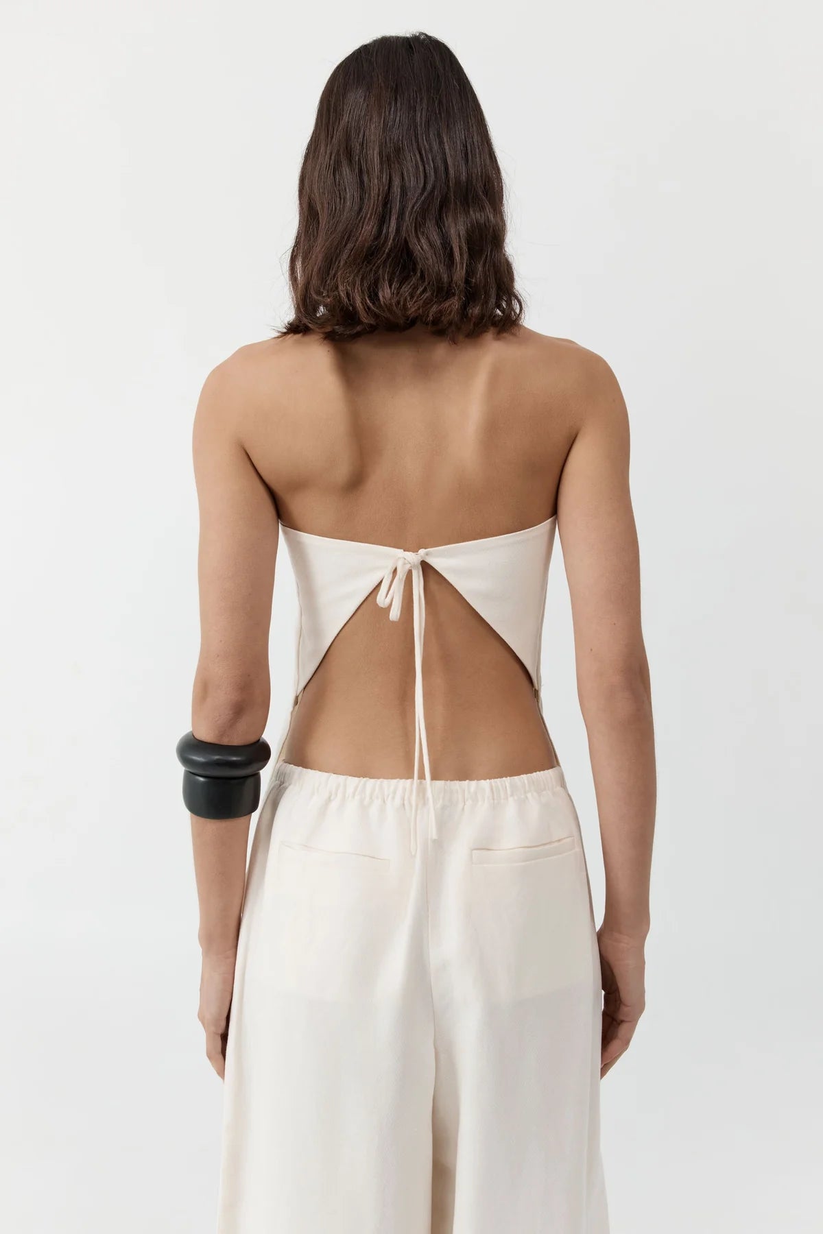 STRAPLESS ROULEAU TIE TOP