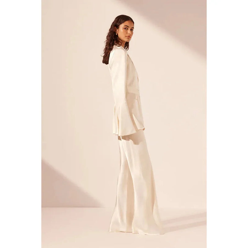 LA LUNE FLARED SLEEVE BELTED BLAZER