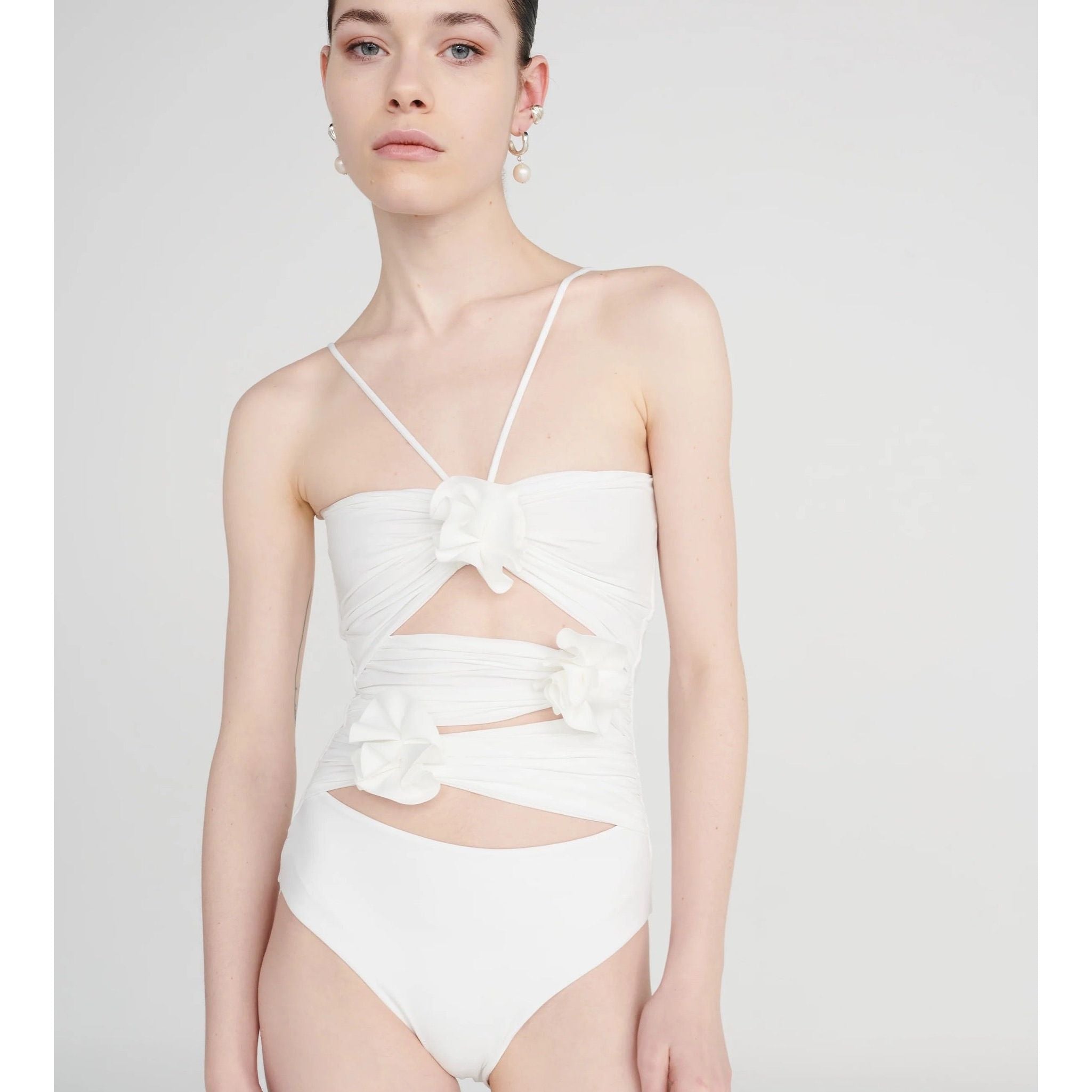 TRINITARIA ONE PIECE