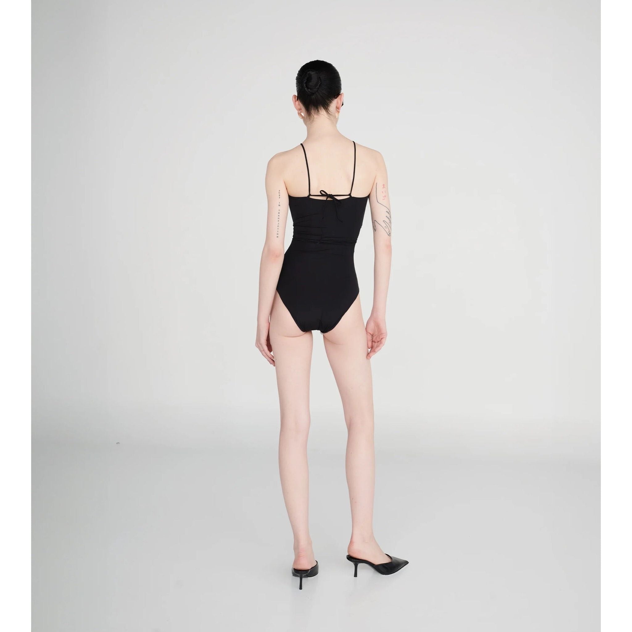 TRINITARIA ONE PIECE