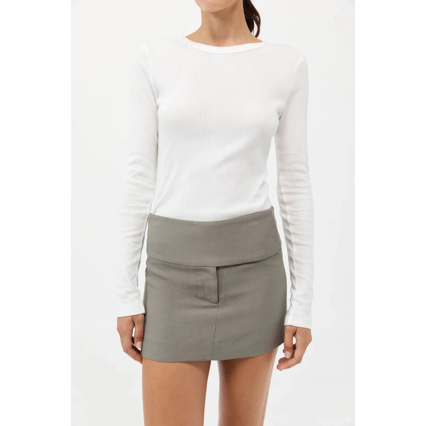 WIDE WAISTBAND MINI SKIRT