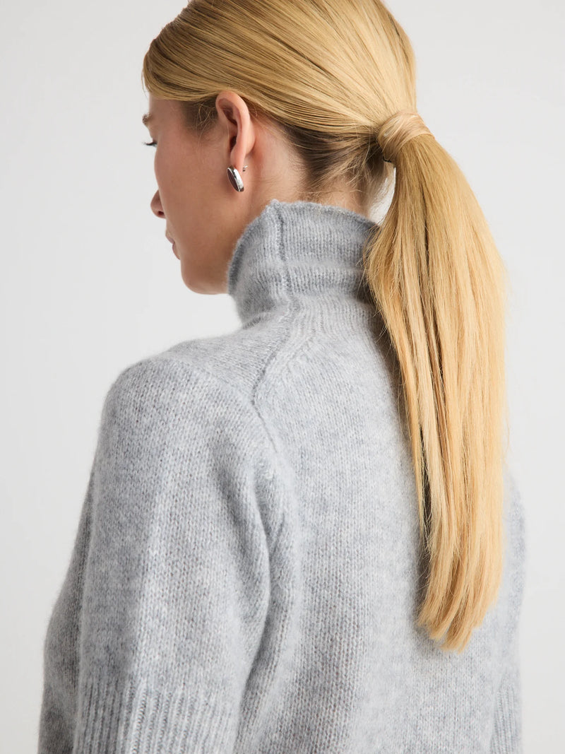 TANSY TURTLENECK SHORT SLEEVE TOP