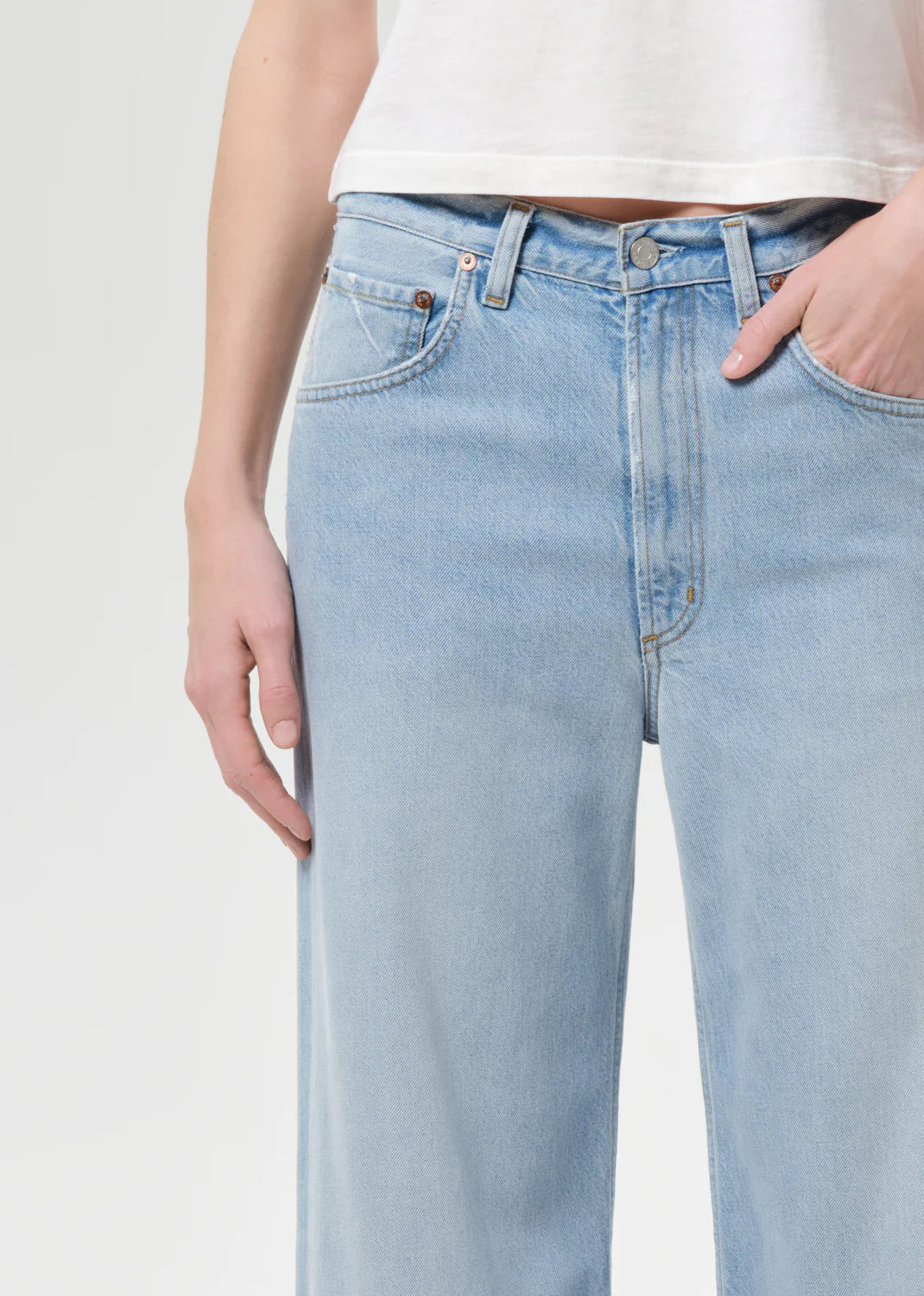 LOW CURVE JEAN