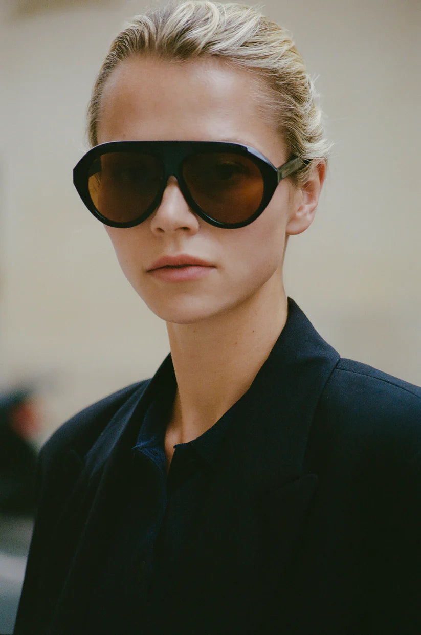 THE ICON SUNGLASSES