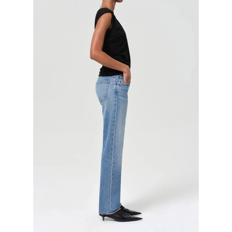 LOW RISE SLIM JEANS
