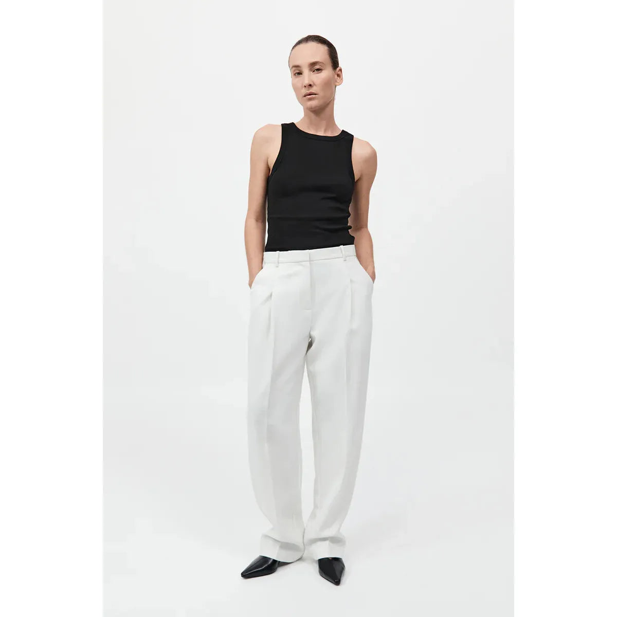 TAILORED PLEAT PANT