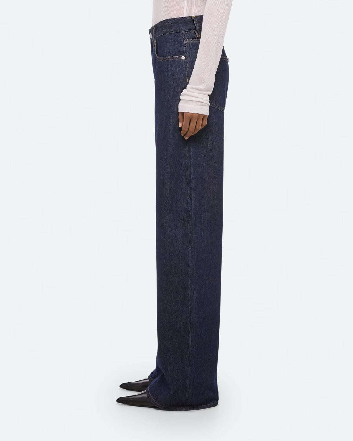 SADDLE JEAN