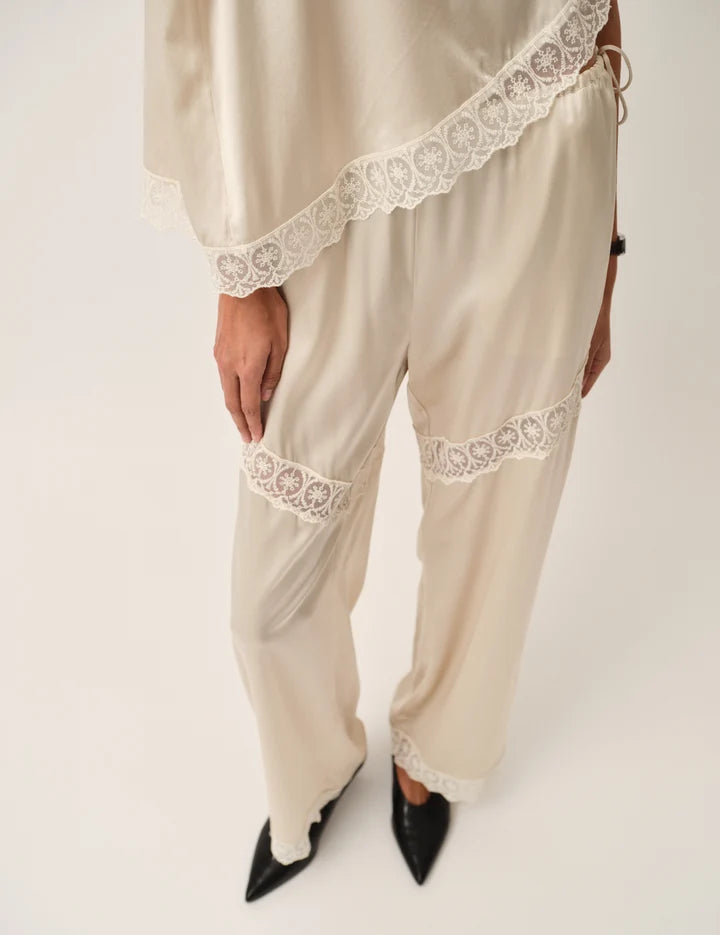 Cata Lace Pants