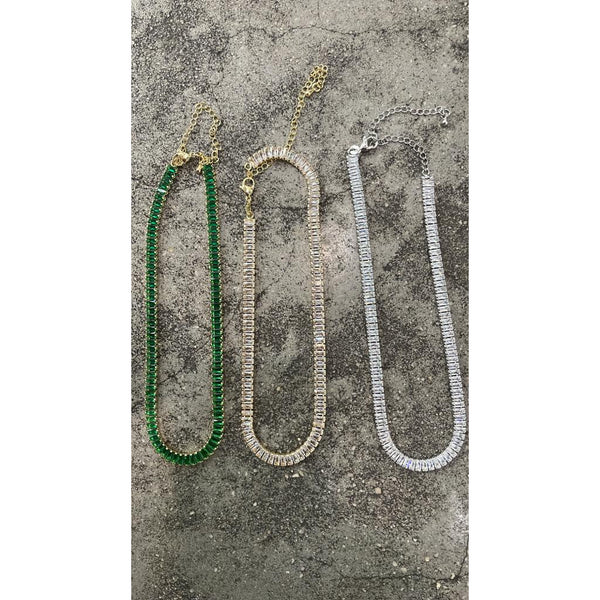 BAGUETTE CHOKER NECKLACE