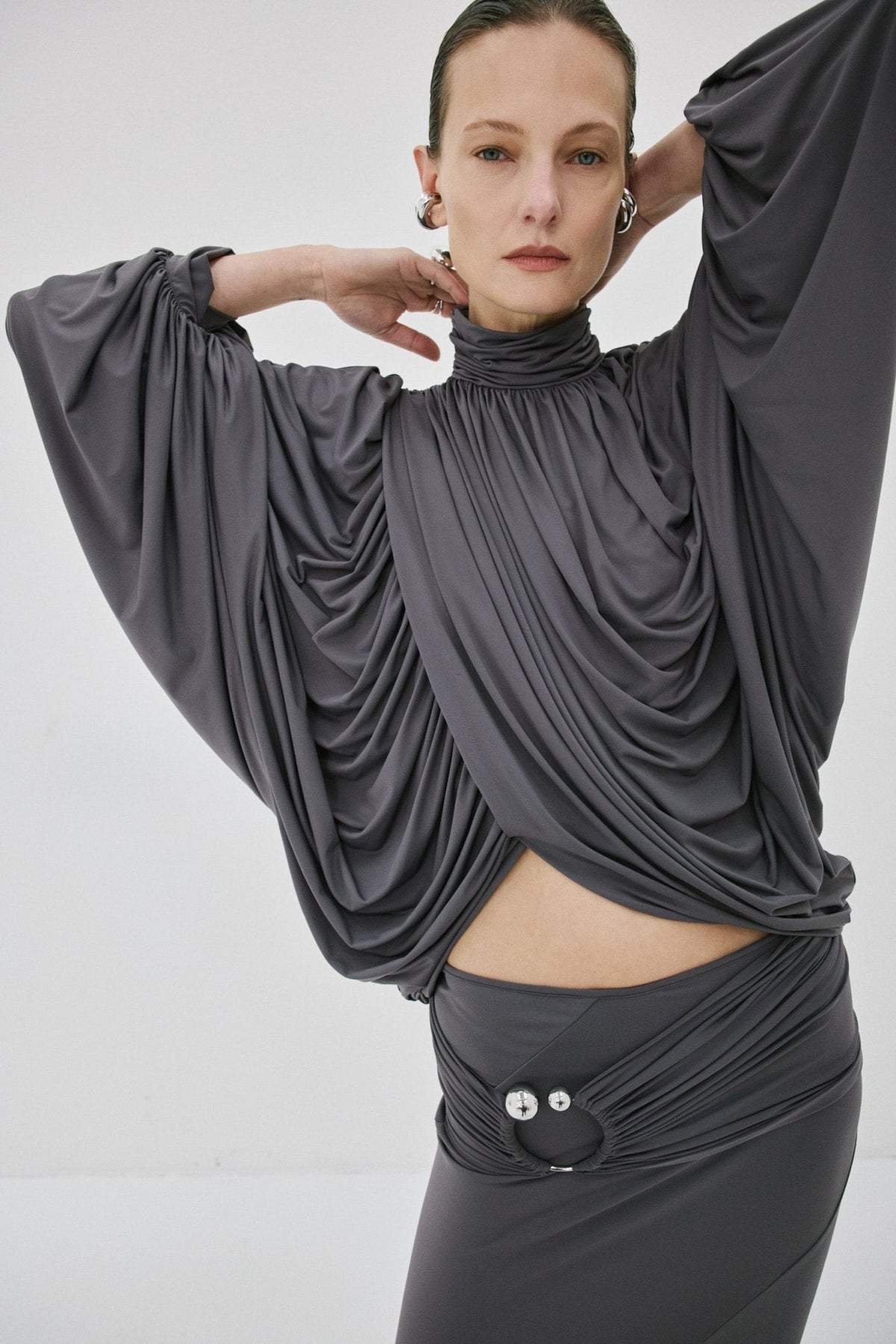 Floro Top in Inky Grey