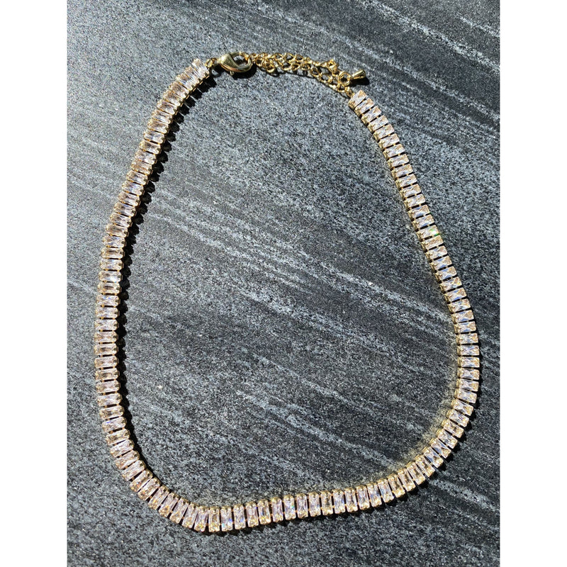 BAGUETTE CHOKER NECKLACE